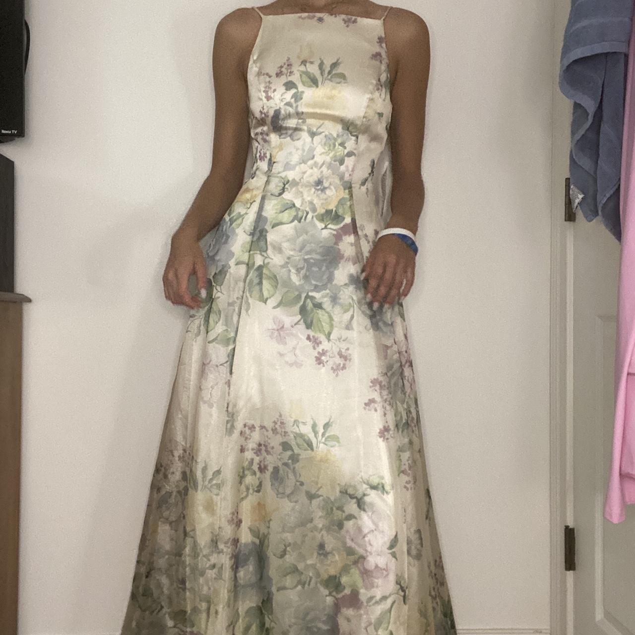 Dillard's Women's Cream Dress Depop