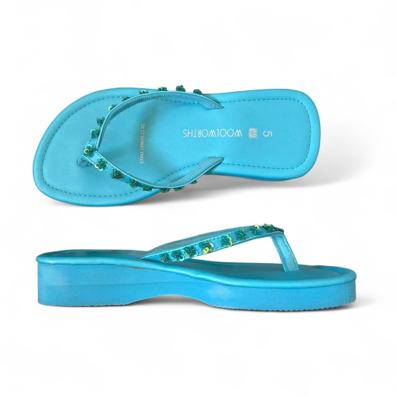 item listed by recyclereuserewear