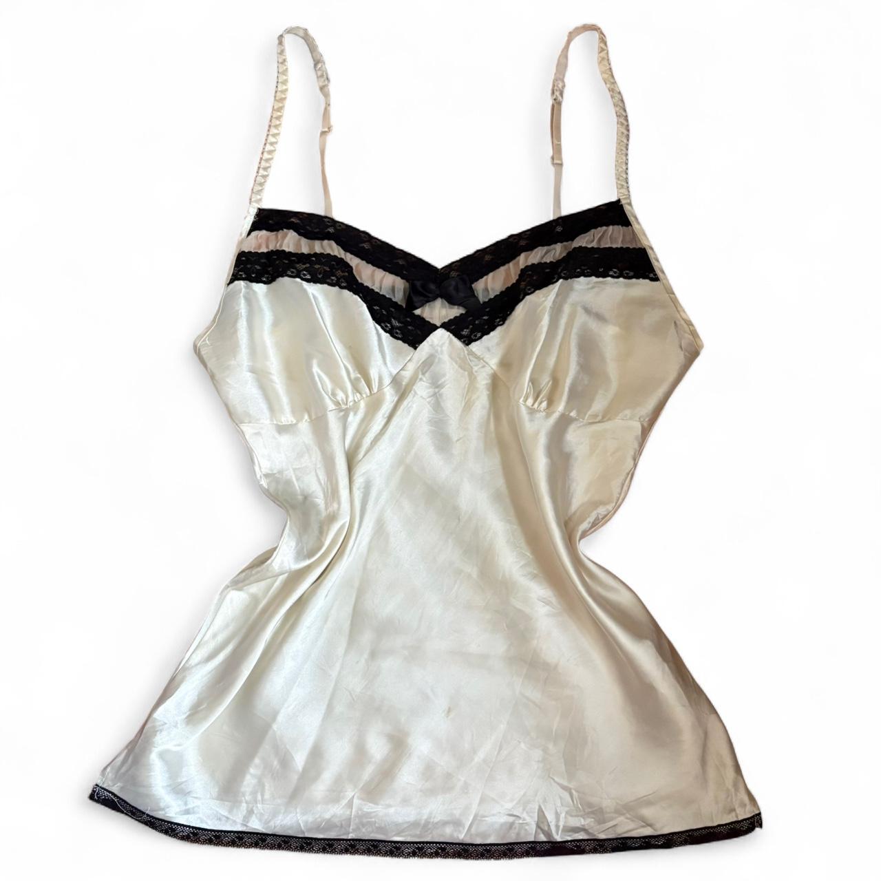 item listed by recyclereuserewear