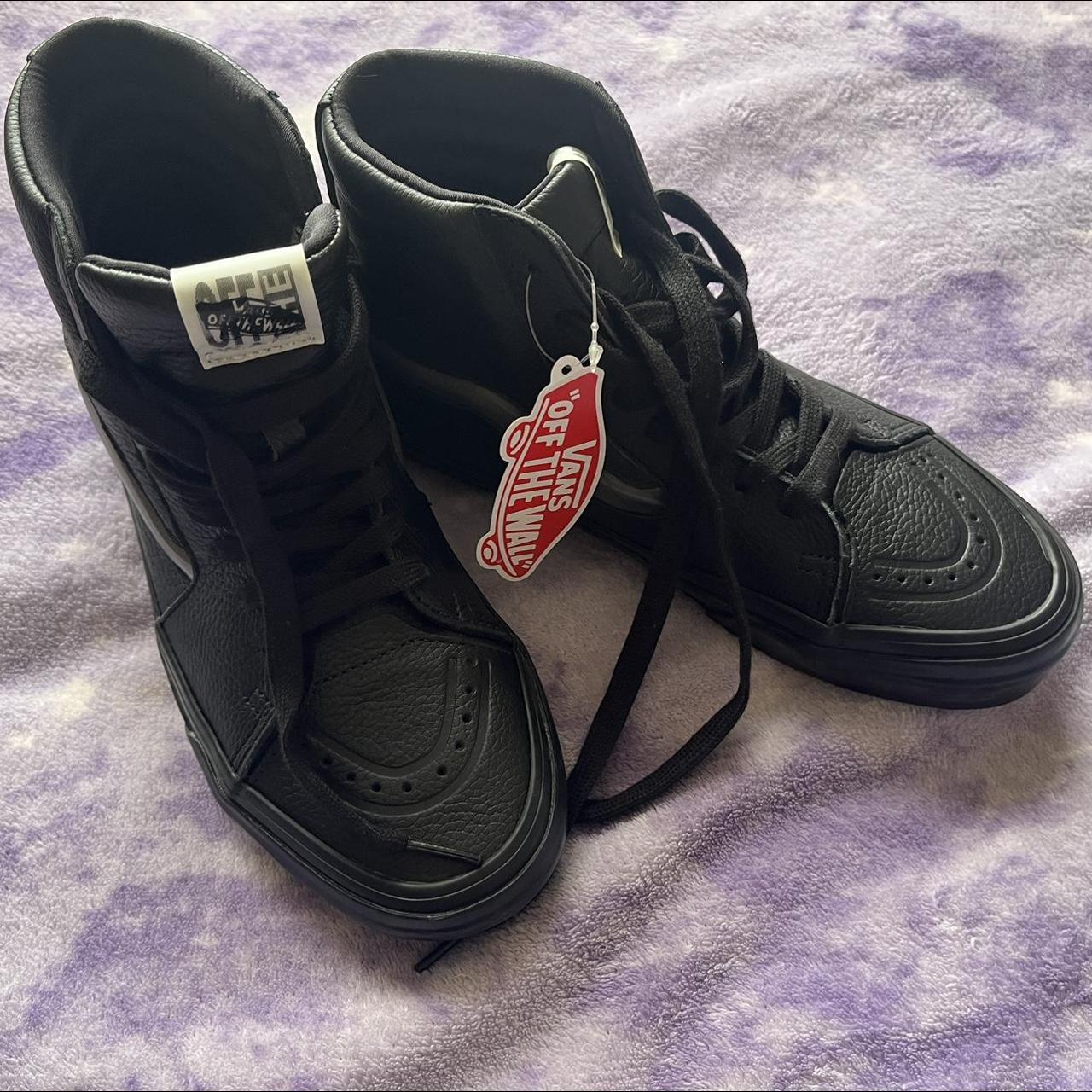 Sk8 hi black on sale leather