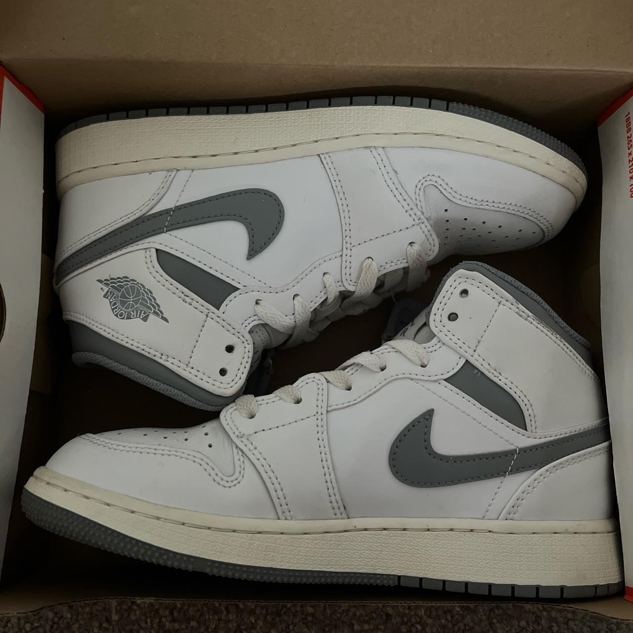 nike jordan 1 grey white