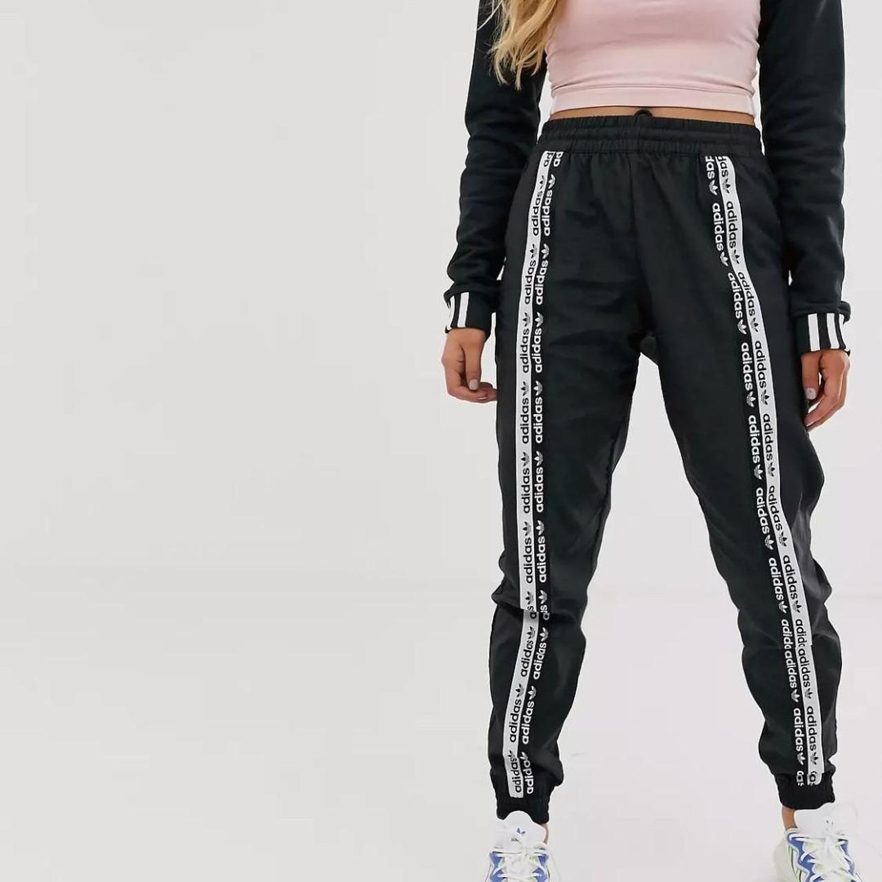 Adidas original 2025 ryv taping joggers