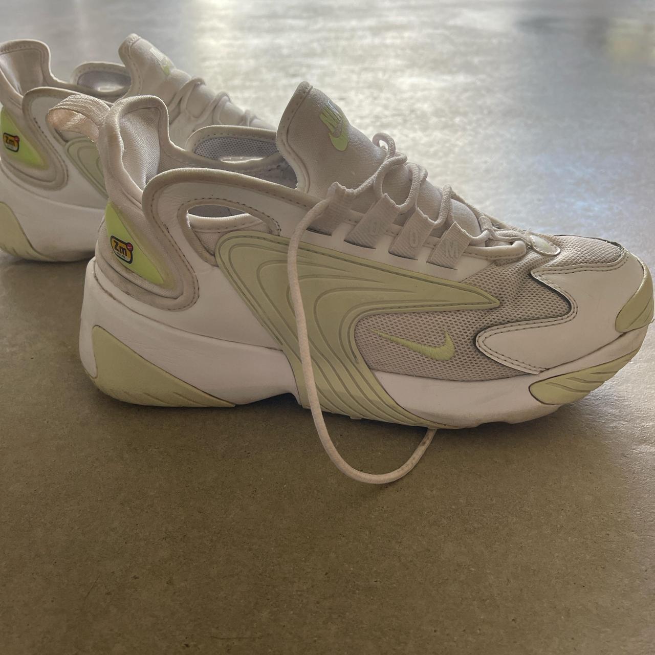 Nike Zoom Zoom 2.0 trainers in white and green. Depop