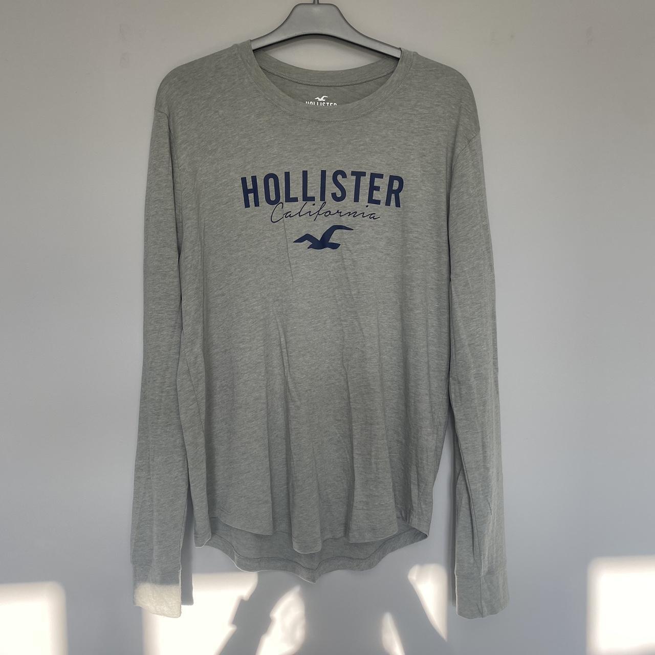 Hollister Long Sleeve Graphic Tee Women's Hollister - Depop