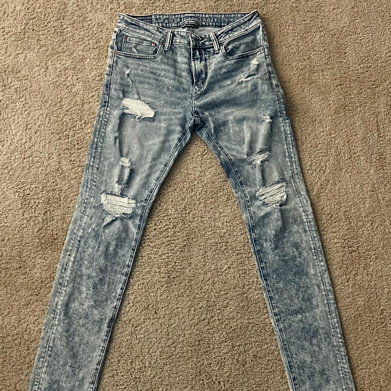 American eagle grey ripped jeans