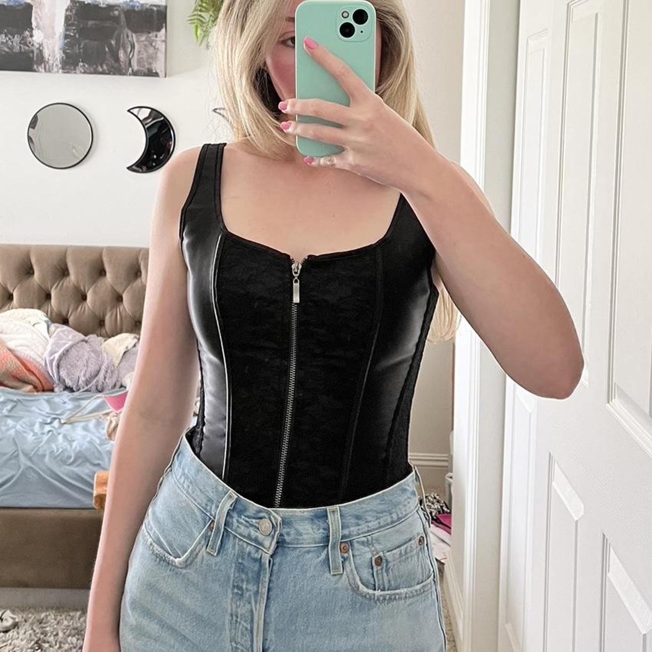 Shein corset tank top. This is amazing quality and - Depop