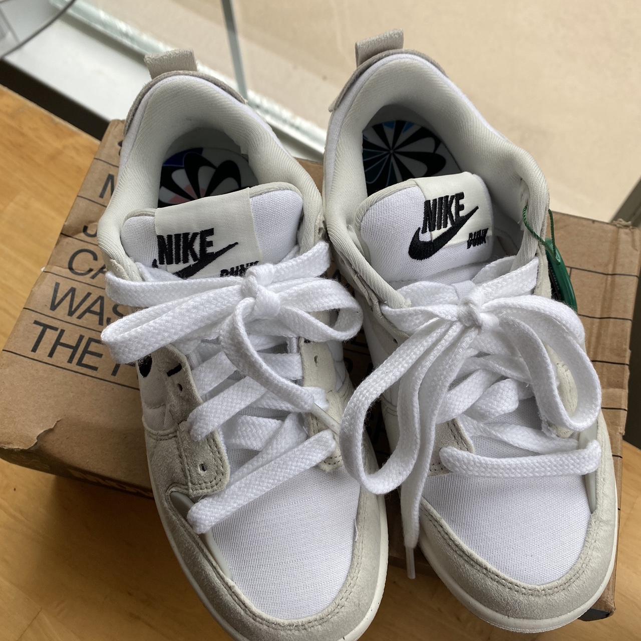 dunk low disrupt ivory black