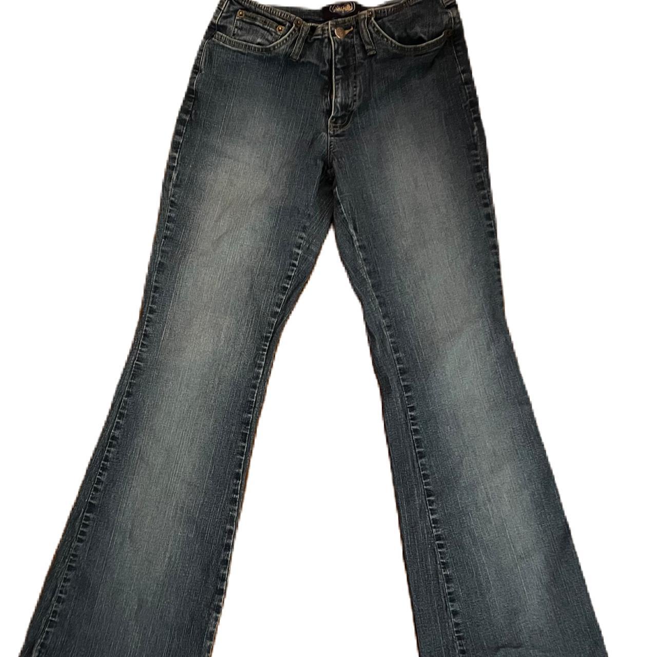 light wash bootcut jeans can fit low/mid rise great... - Depop
