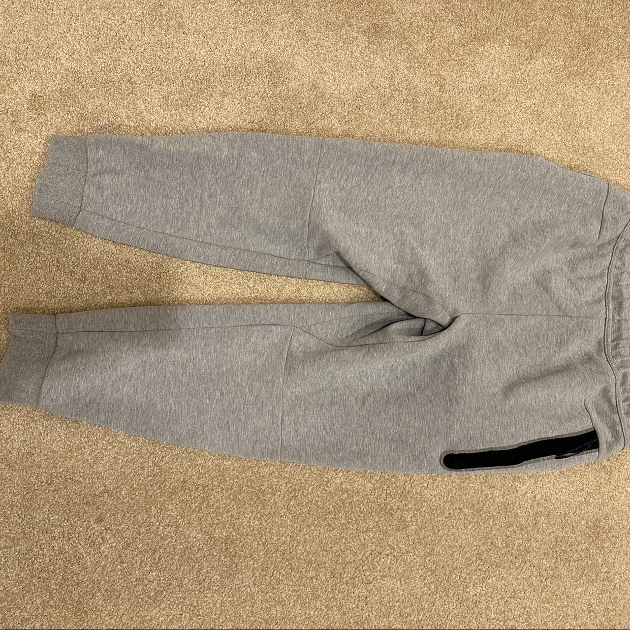 mens grey nike tech fleece pants
