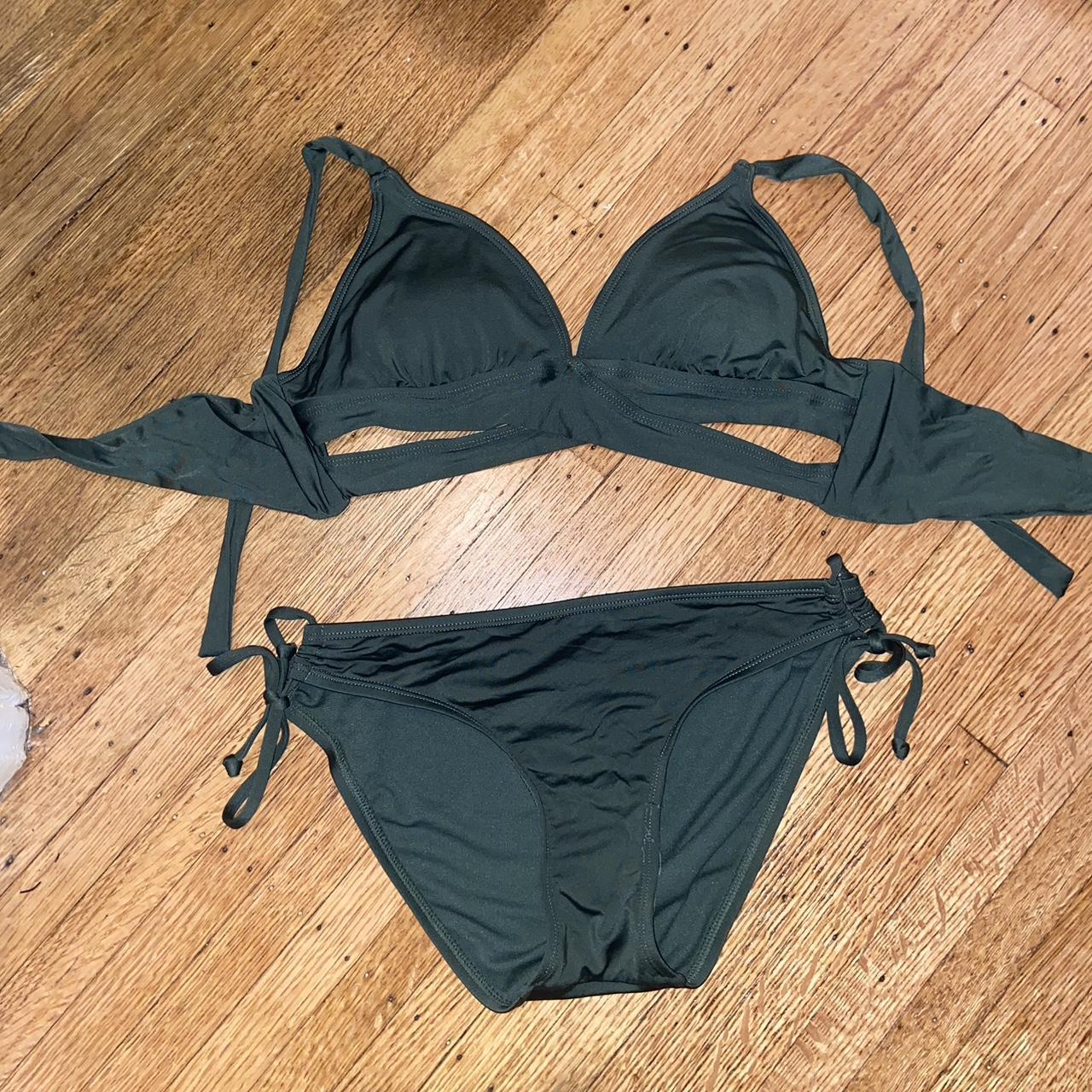 Kona Sol Women's Green Bikinisandtankinisets Depop