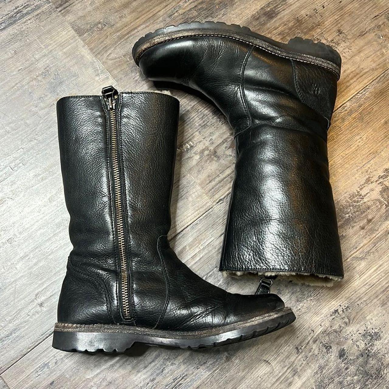 Women's Black and Tan Boots | Depop