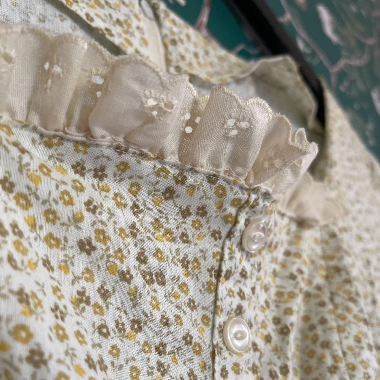 Vintage milk maid dress Insanely adorable!!!!! Has... - Depop