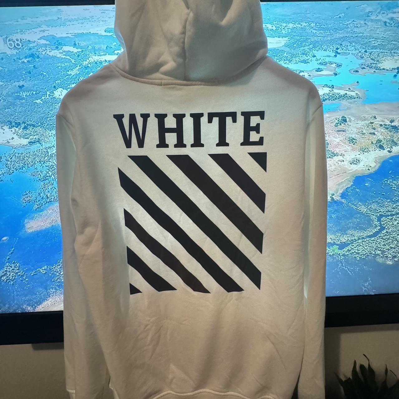 Off white store hoodie sz medium