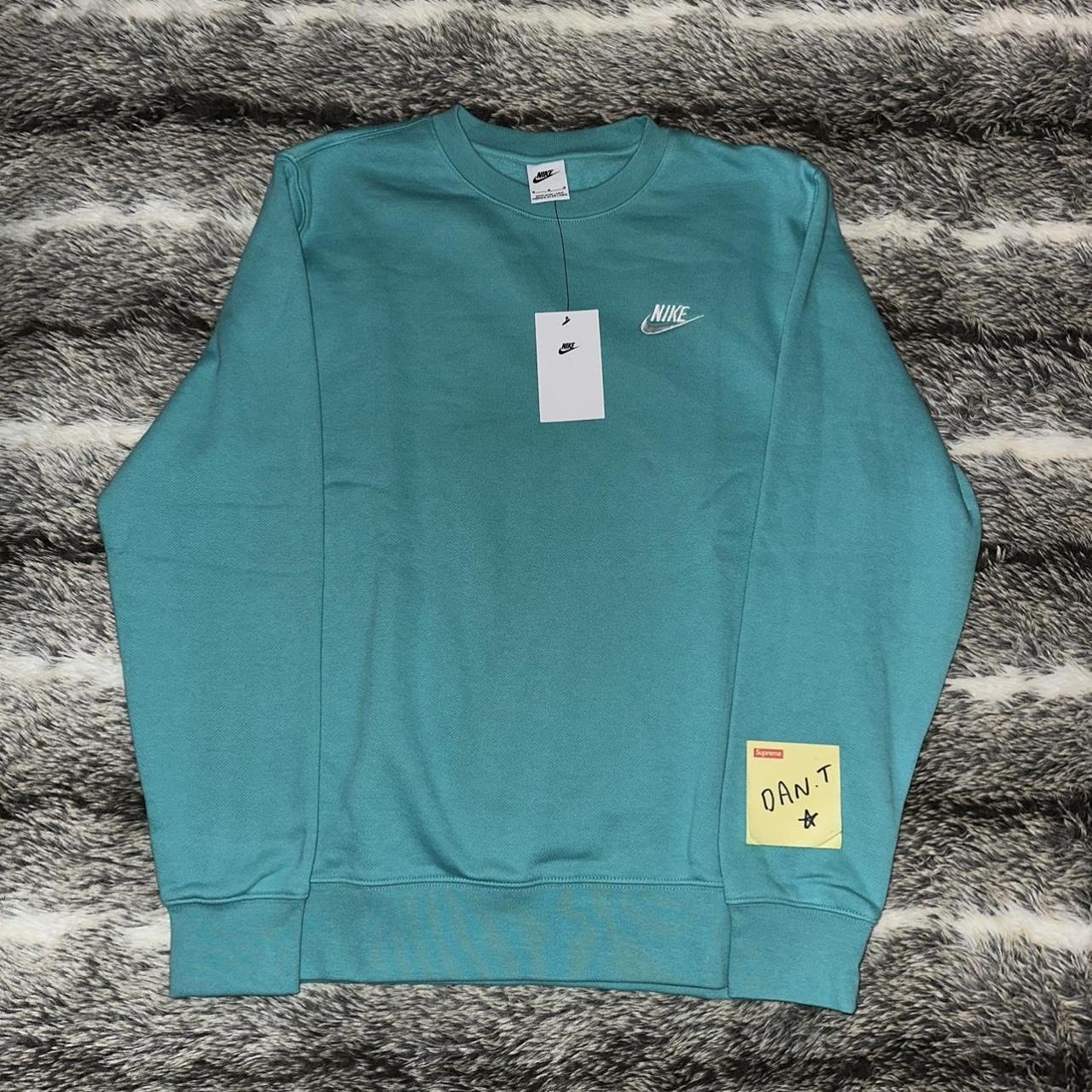 mens teal nike shirt