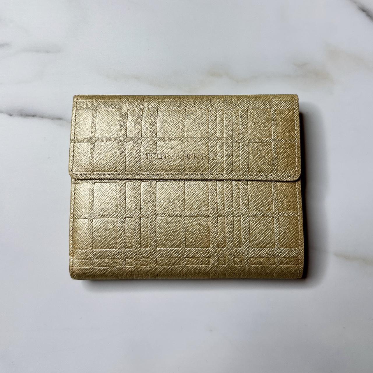 Burberry Bifold Compact Wallet in Depop