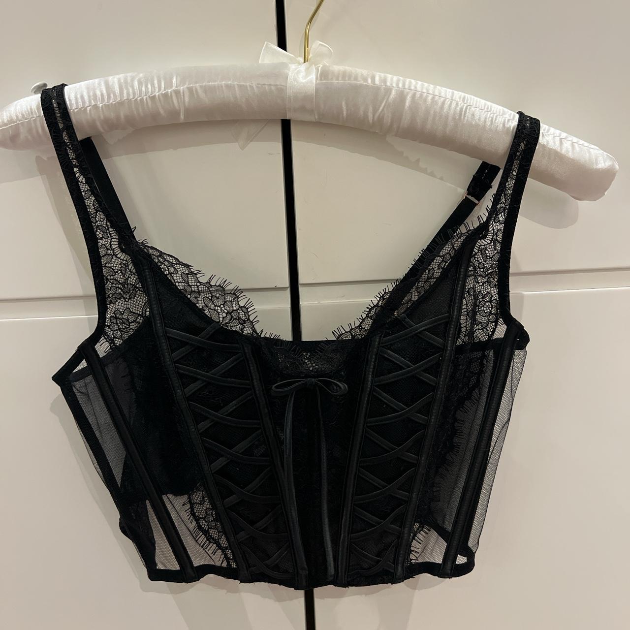 Victoria Secret corset/ bra in lacy black. Never - Depop