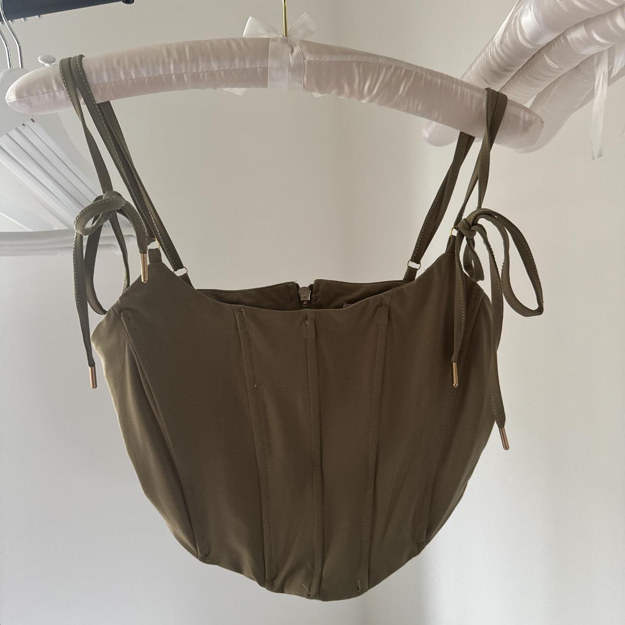 item listed by lieneyasmin