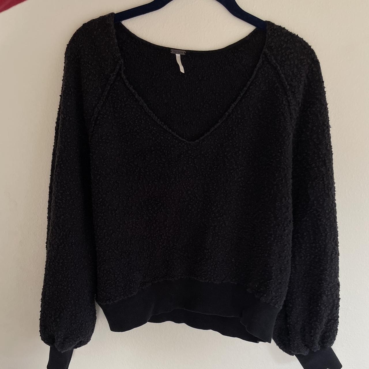 FREE PEOPLE PULLOVER Size Small So cute Looks