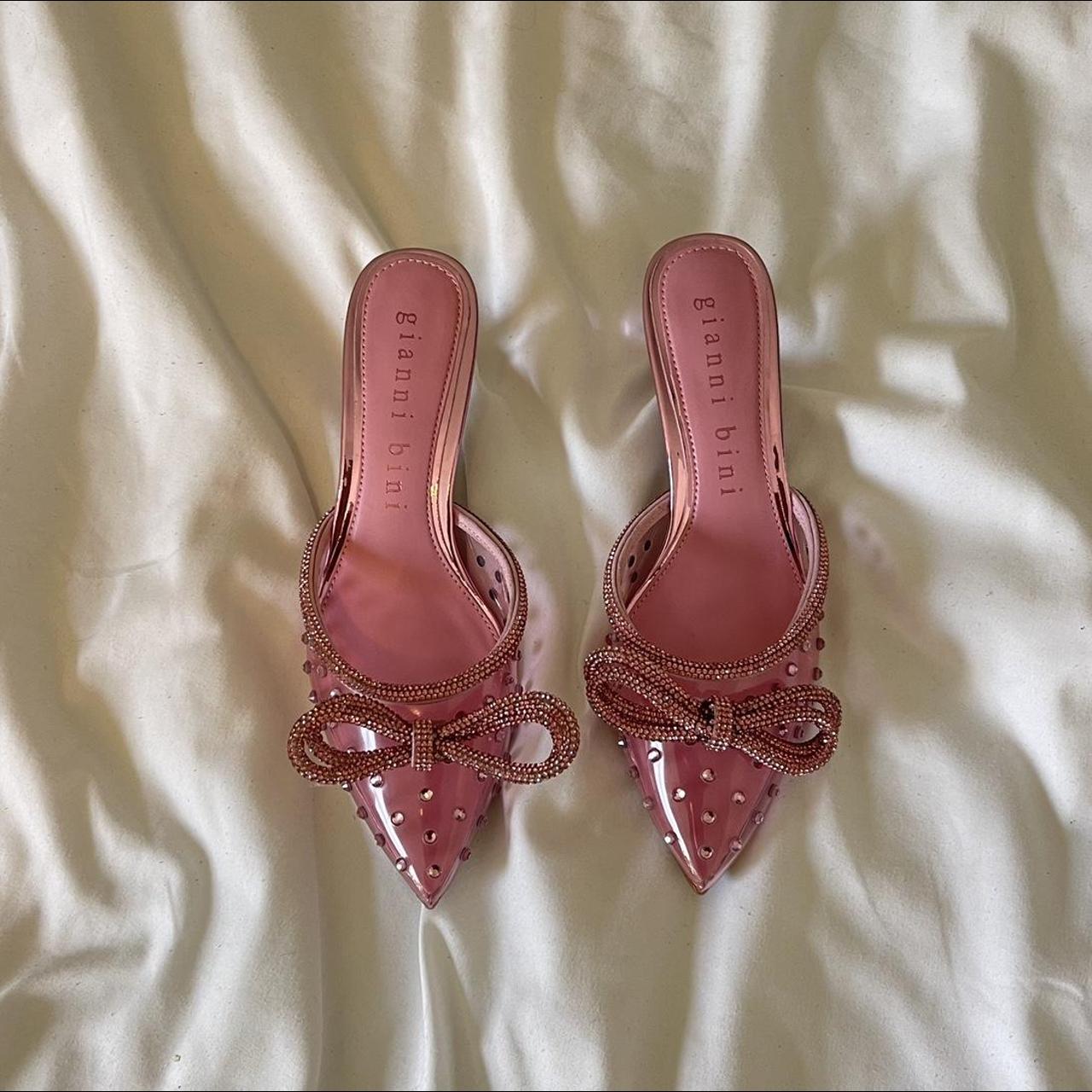 Gianni Bini Womens Pink Sandals Depop