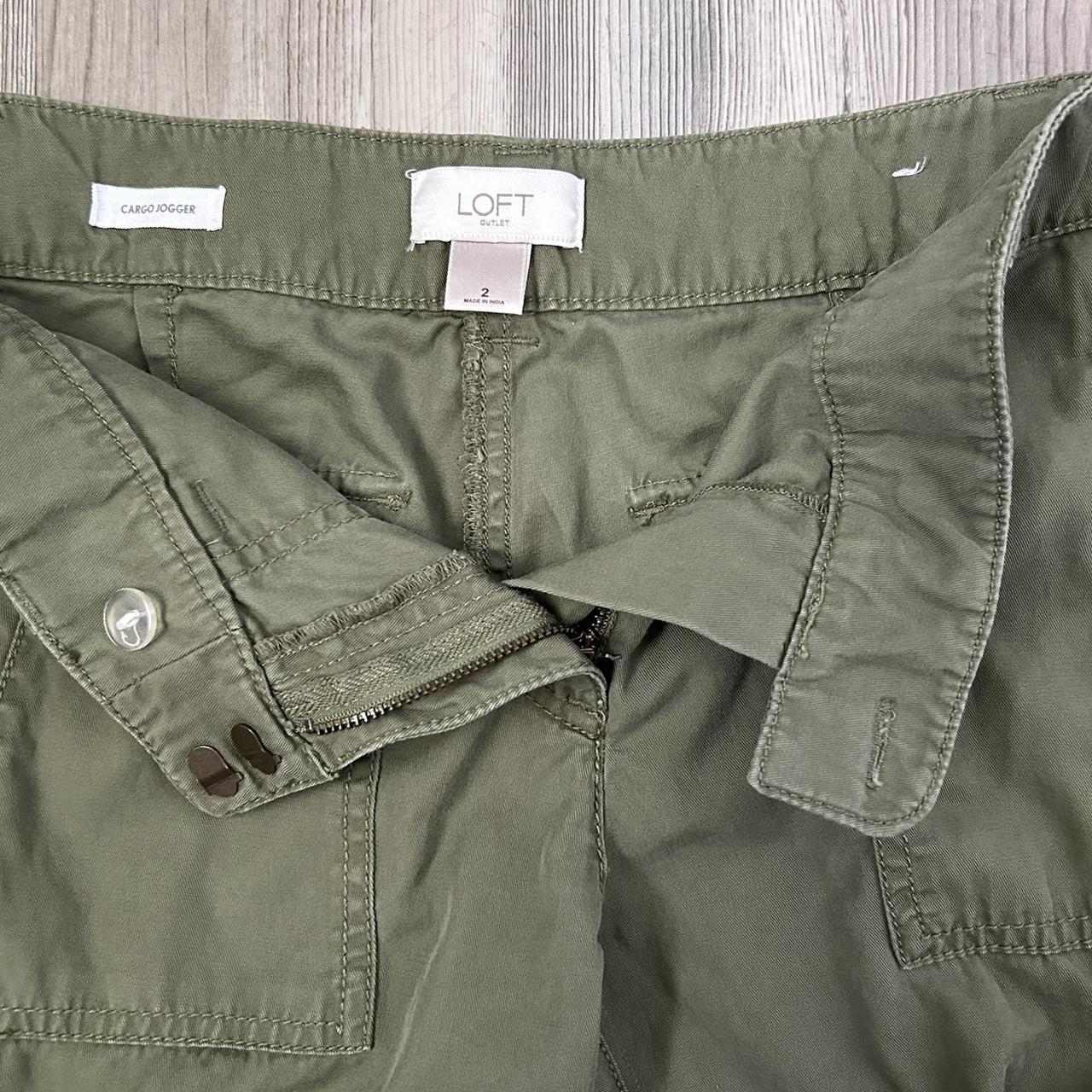 loft green cargo jogger pants about 35 inches. Depop