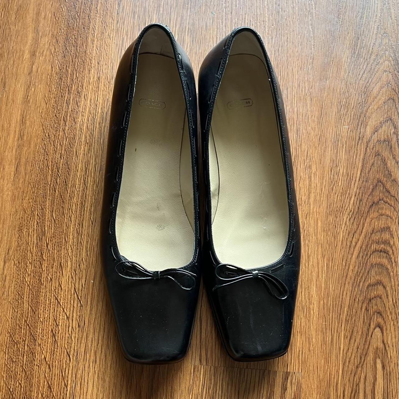 Coach Women's Black Ballet-shoes | Depop