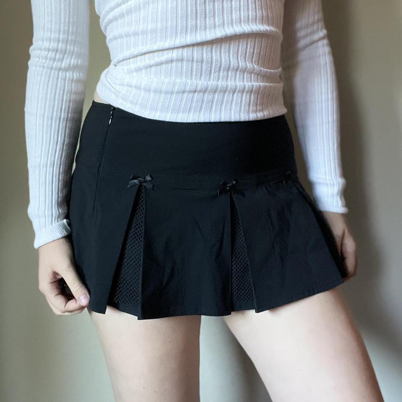 i am gia black pleated mini skirt with bows Size... Depop