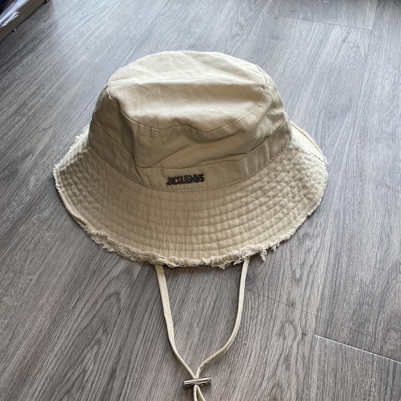 creme jacquemus bucket hat 🫶🏼 worn once on holiday... - Depop