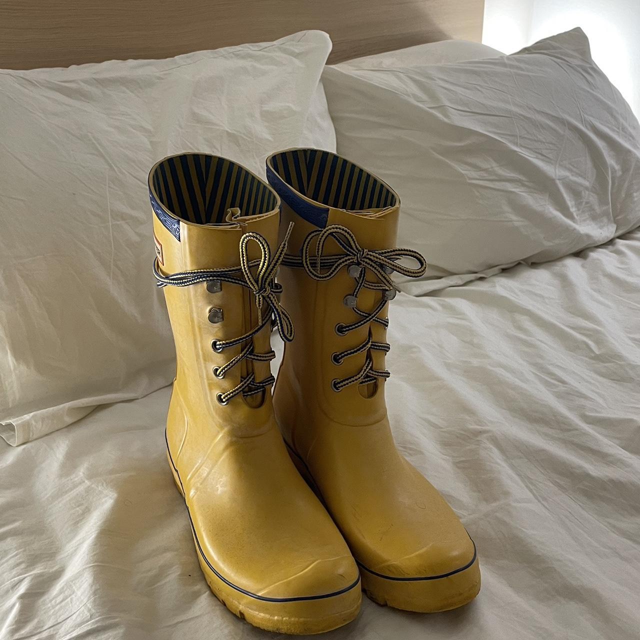 Hunter Women's Yellow and Blue Boots