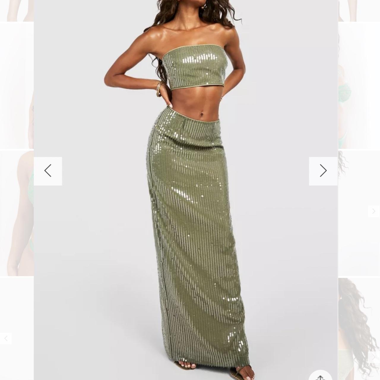 Boohoo Women's Green Skirt Depop