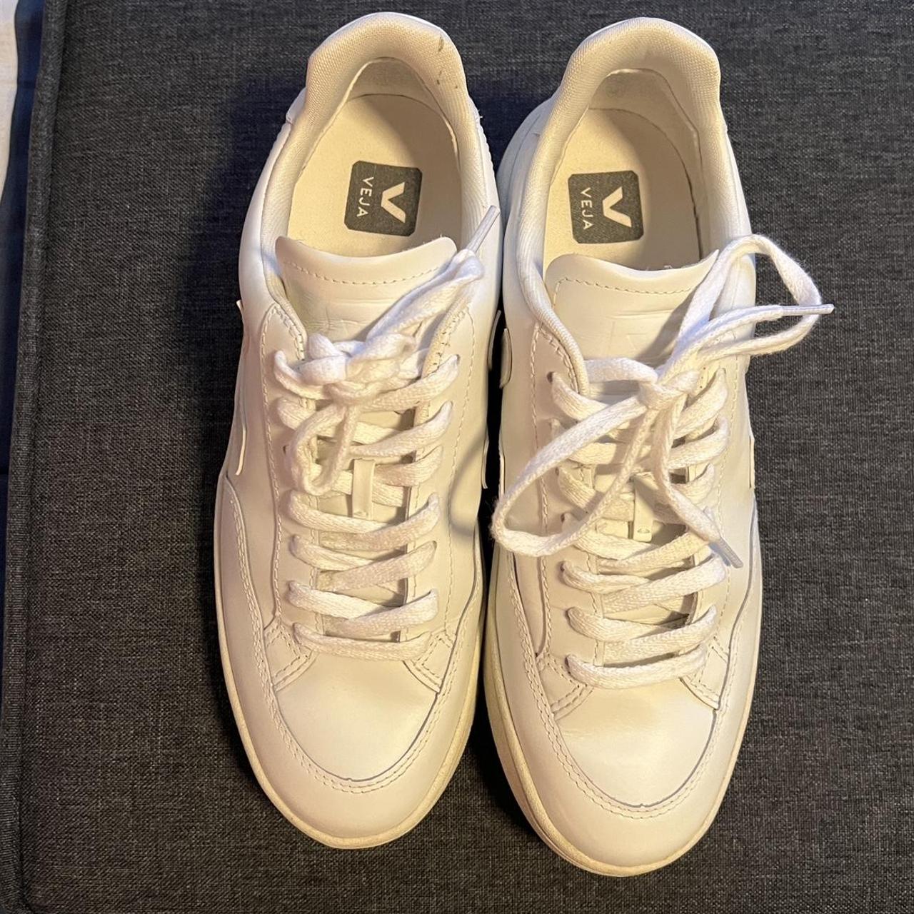 White Veja sneakers - Depop