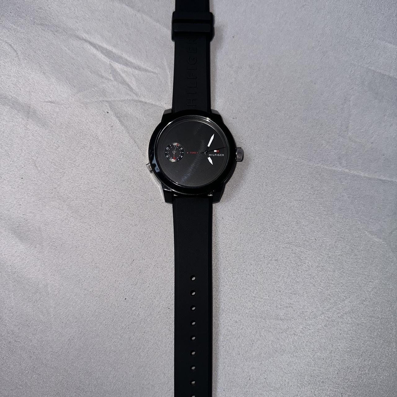 Hilfiger hot sale smart watch