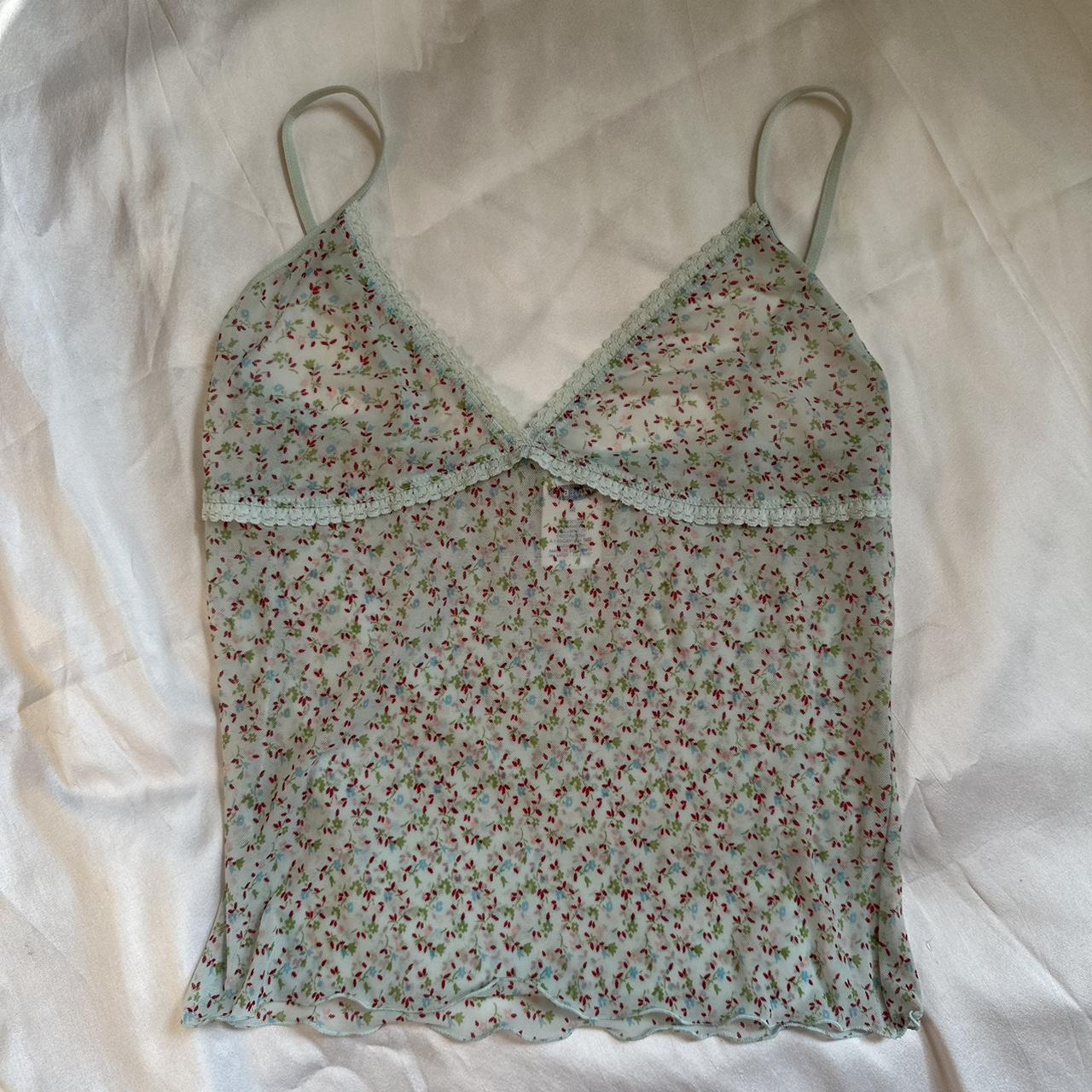 Reserved 📌🧚‍♂️🛍️ Old Navy vintage cami floral Cute cami... - Depop