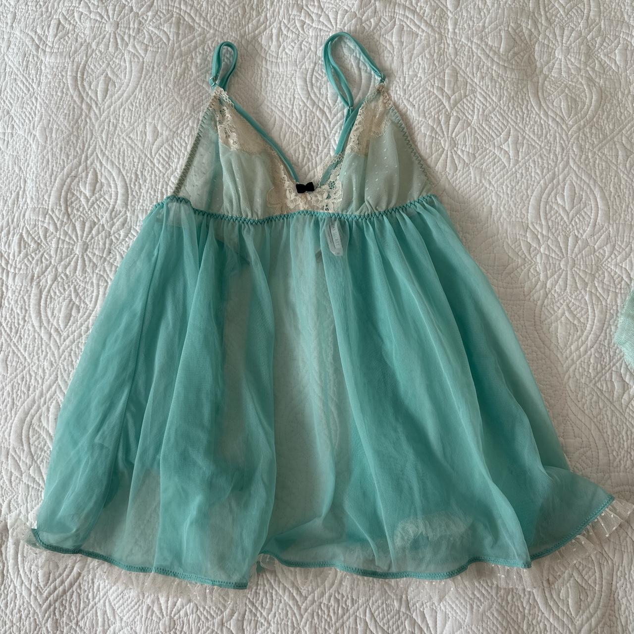 Cute vintage cami Victoria secret Size S New with tags - Depop