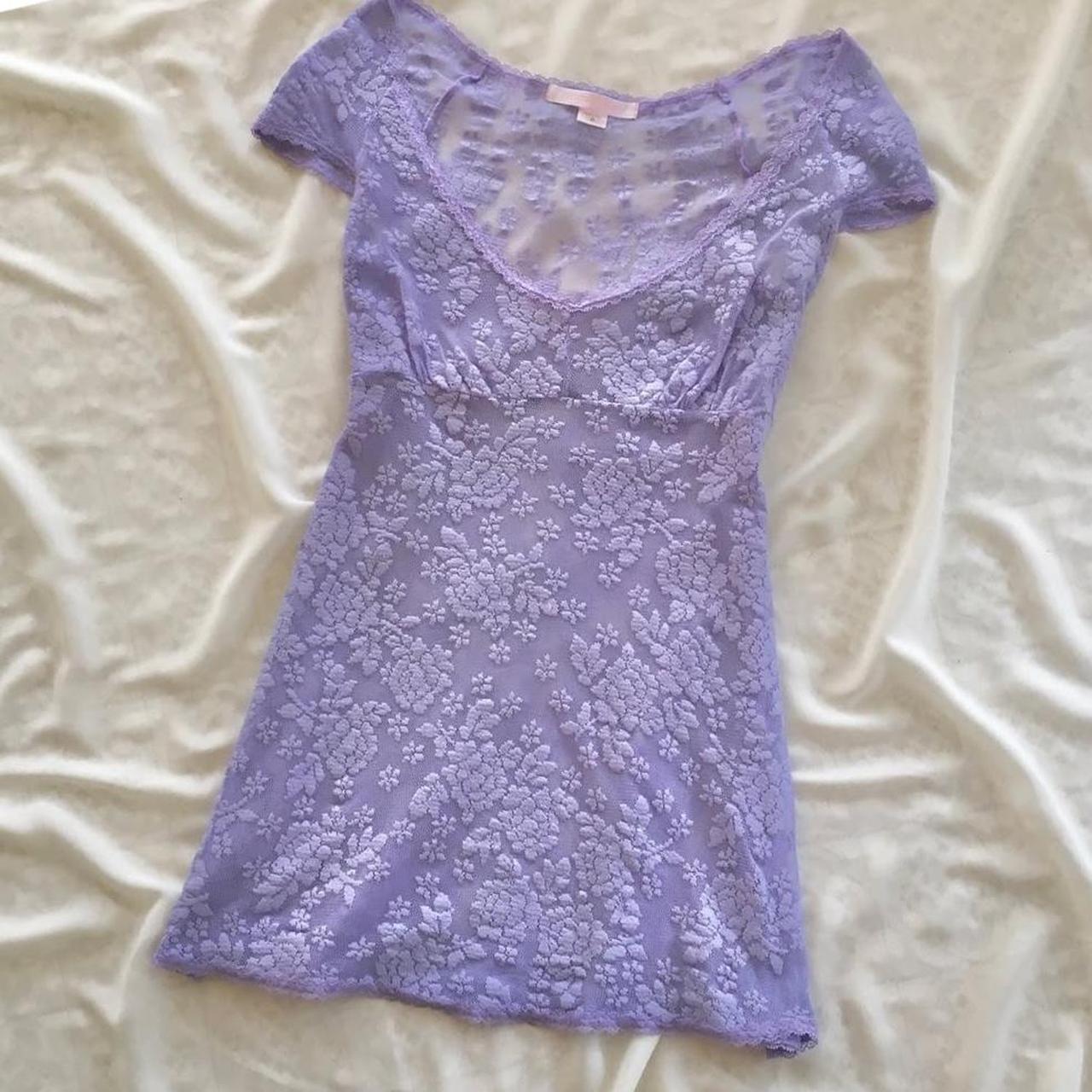 item listed by velvetlounge