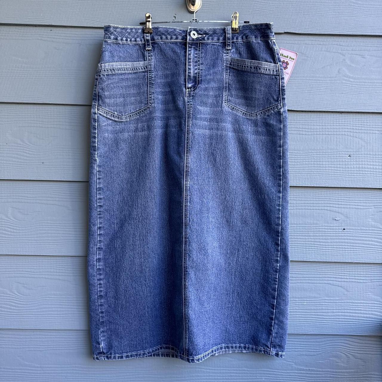 item listed by luckykindfinds