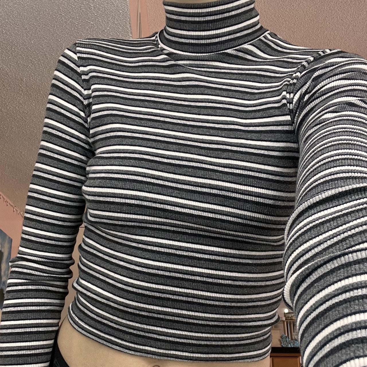 Brandy Melville Long Sleeve Turtlenecks