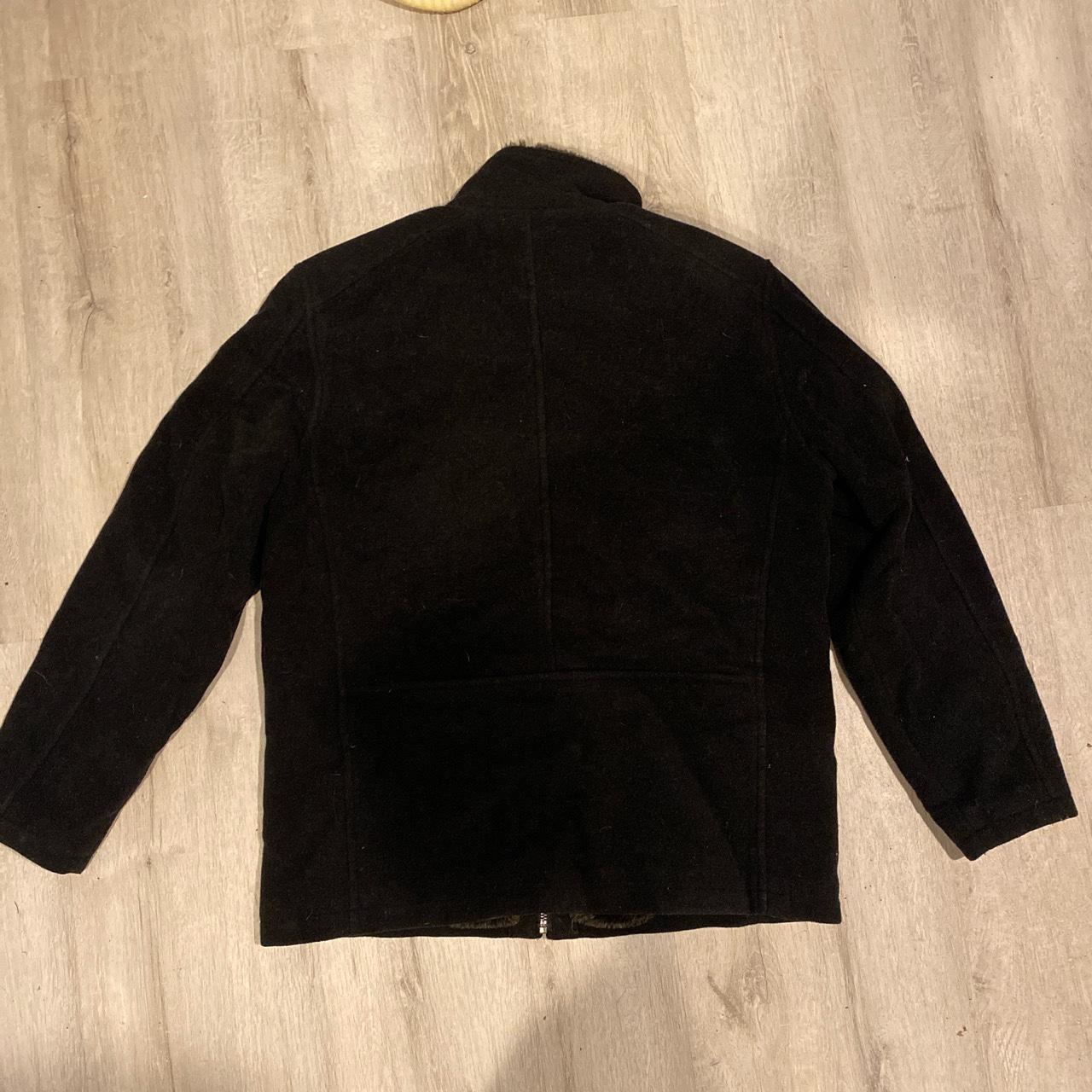 Thick and comfortable, good winter coat - Depop
