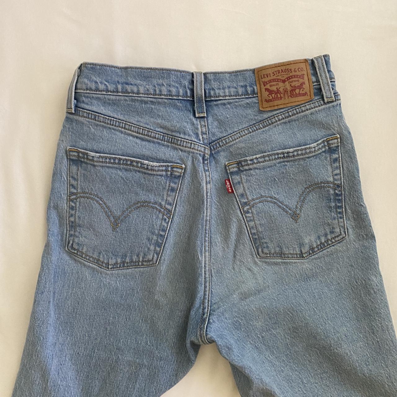 Crispy Levi’s rib cage straight denim jeans Love... - Depop