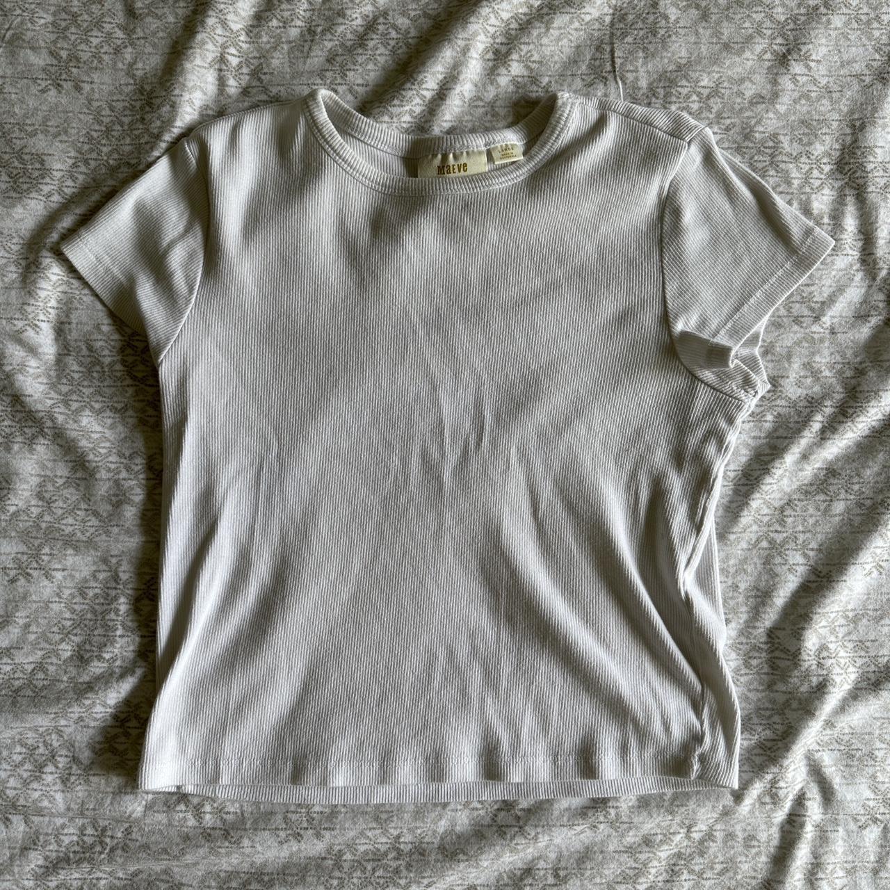 Anthropologie Women's T-shirt | Depop