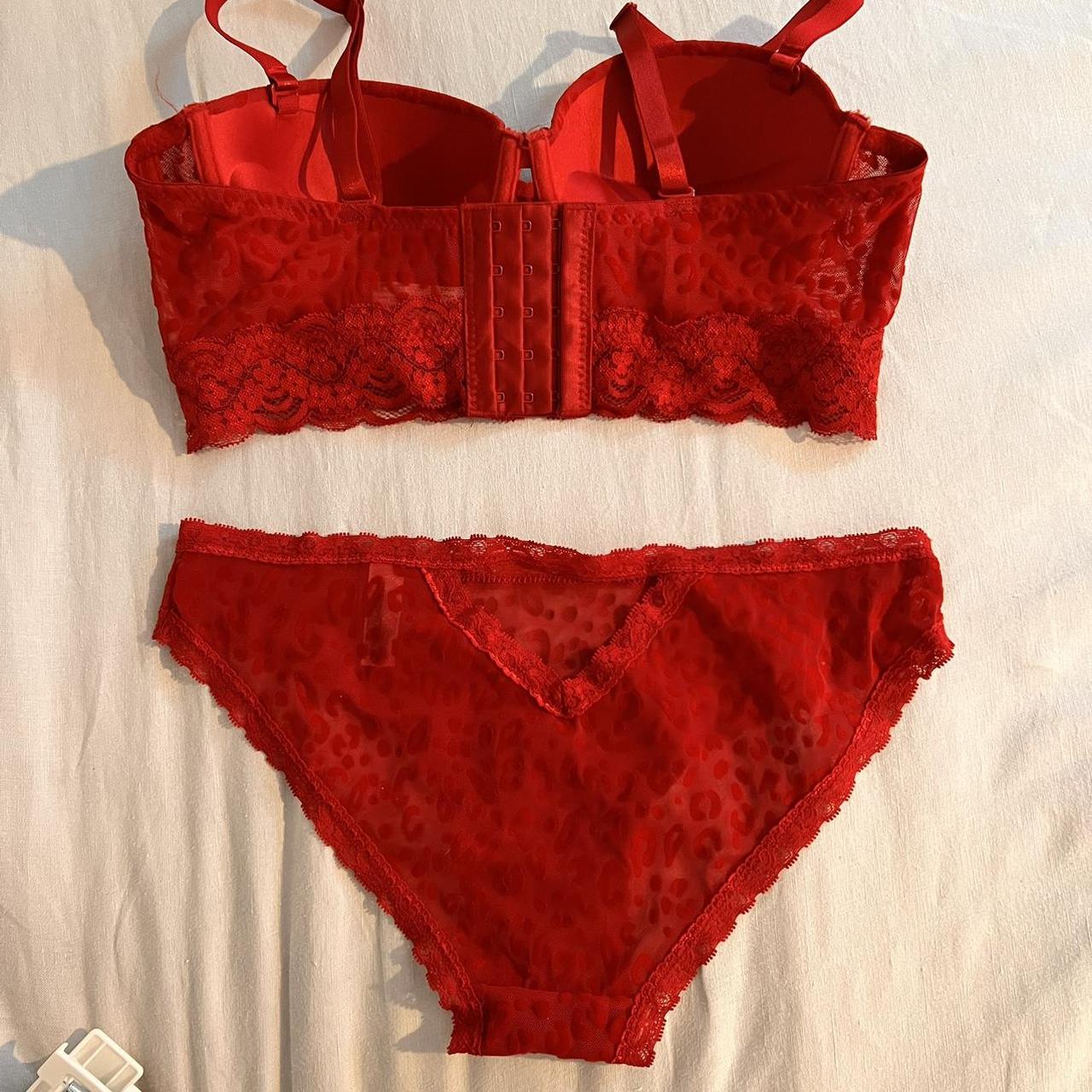 Bra and underwear set, women’s size 34B, Brand