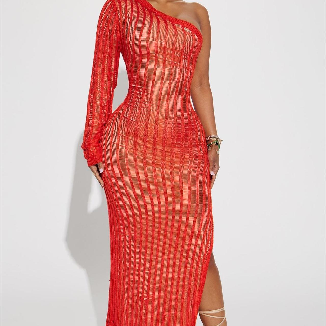 item listed by ariacloset