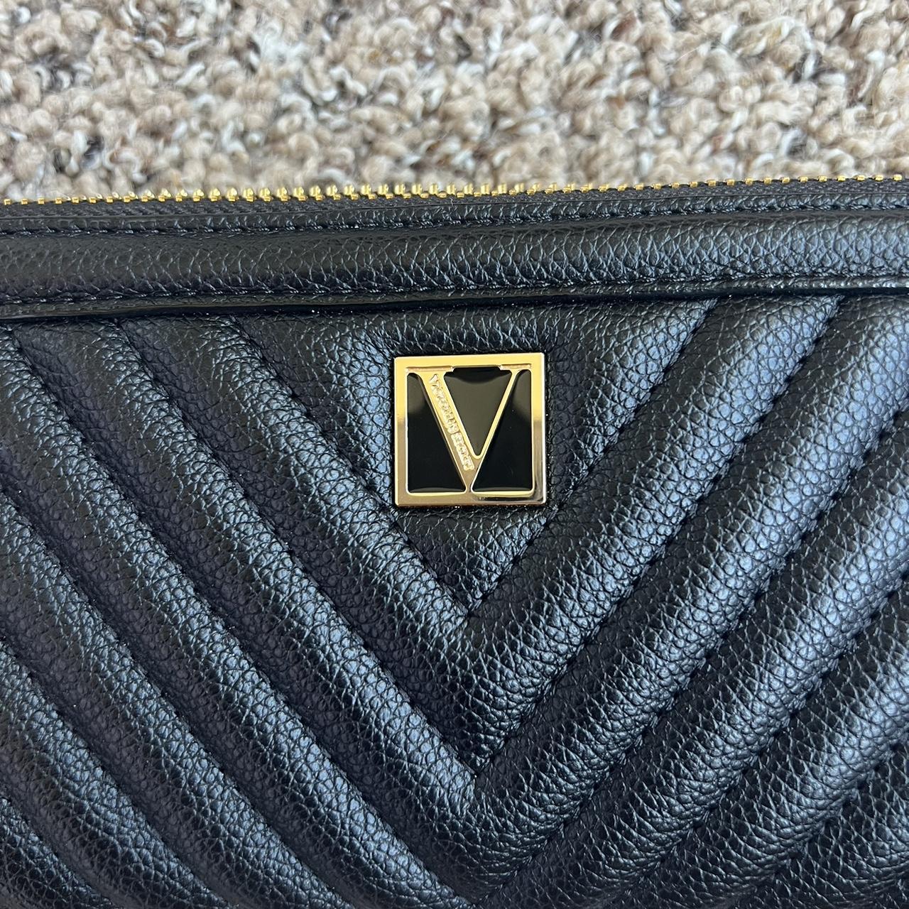 Victoria's Secret VS Pink Pebbled V-Quilt 24/7 Crossbody Bag