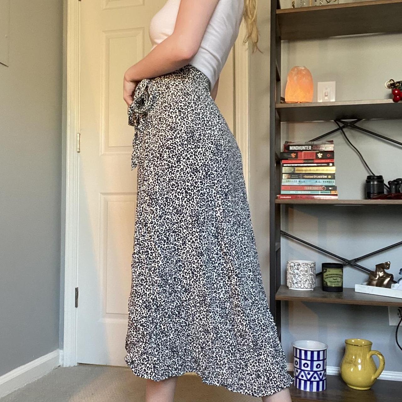 American eagle outfitters outlet leopard midi skirt