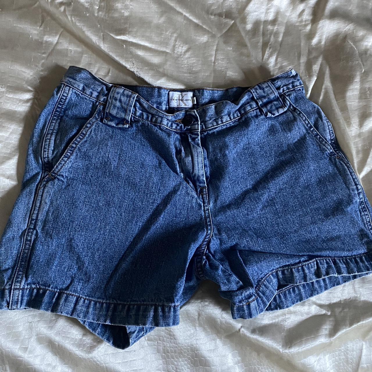item listed by x0xxxoooxo