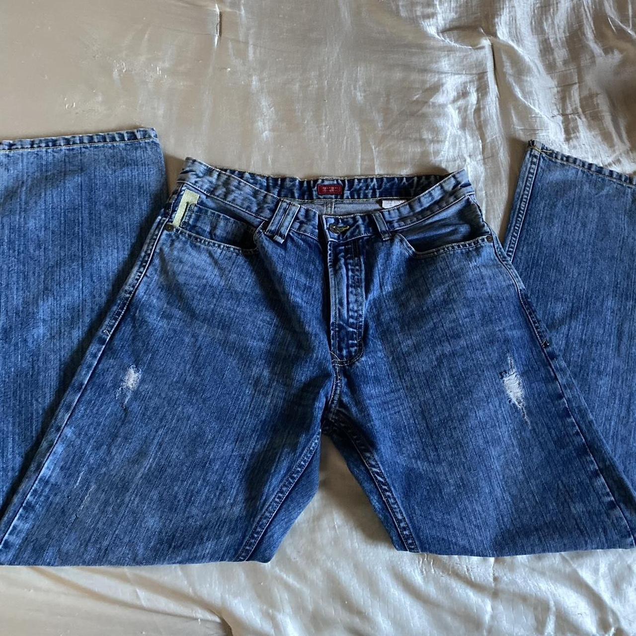 item listed by x0xxxoooxo