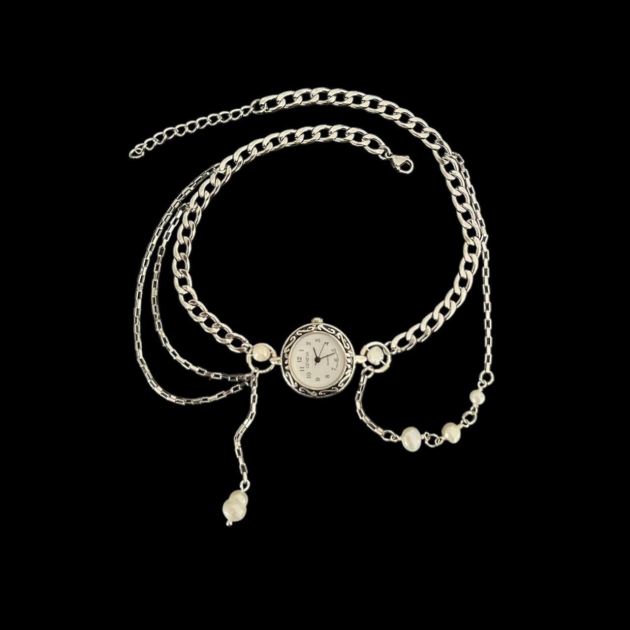 item listed by eugenasjewelry