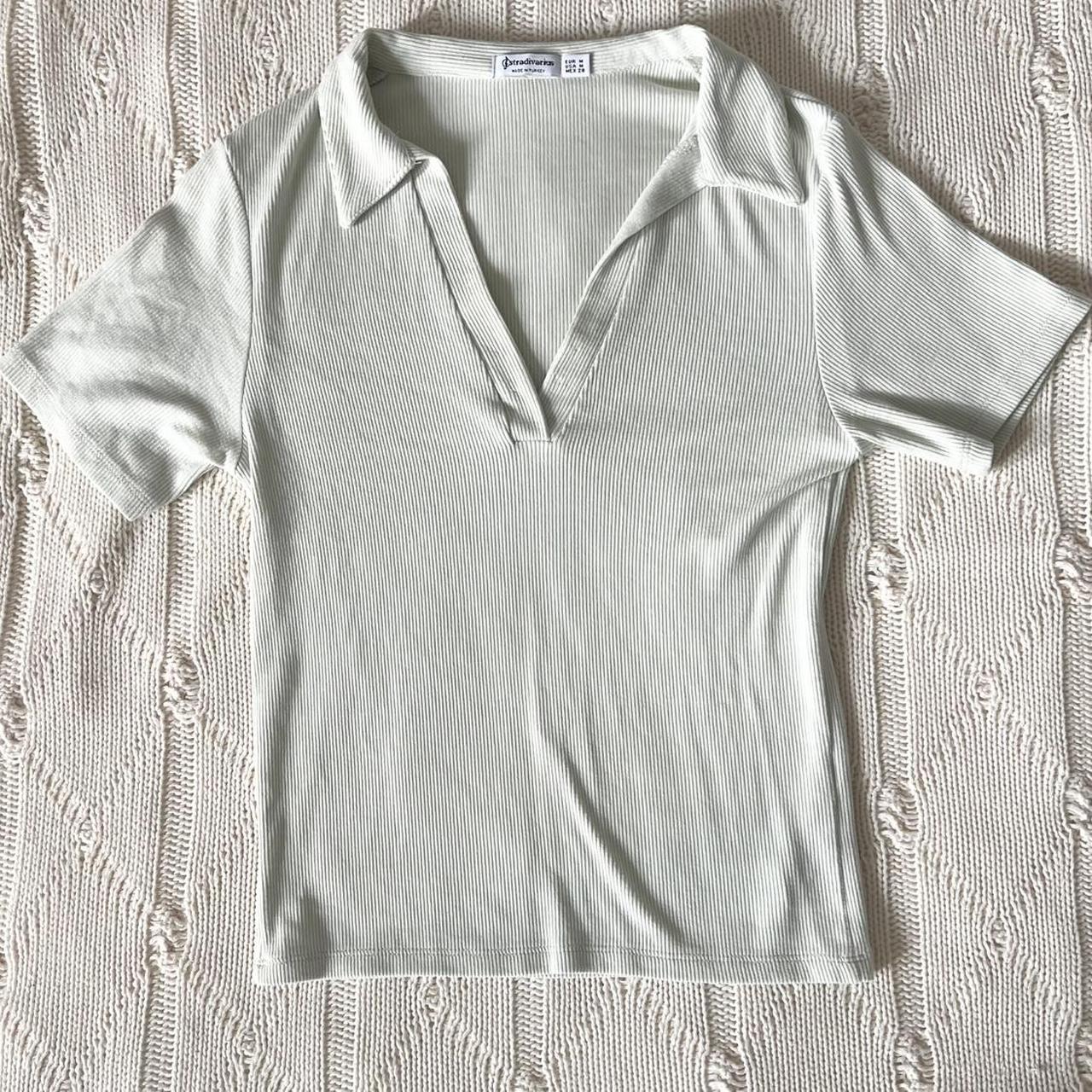 item listed by ayra_shah
