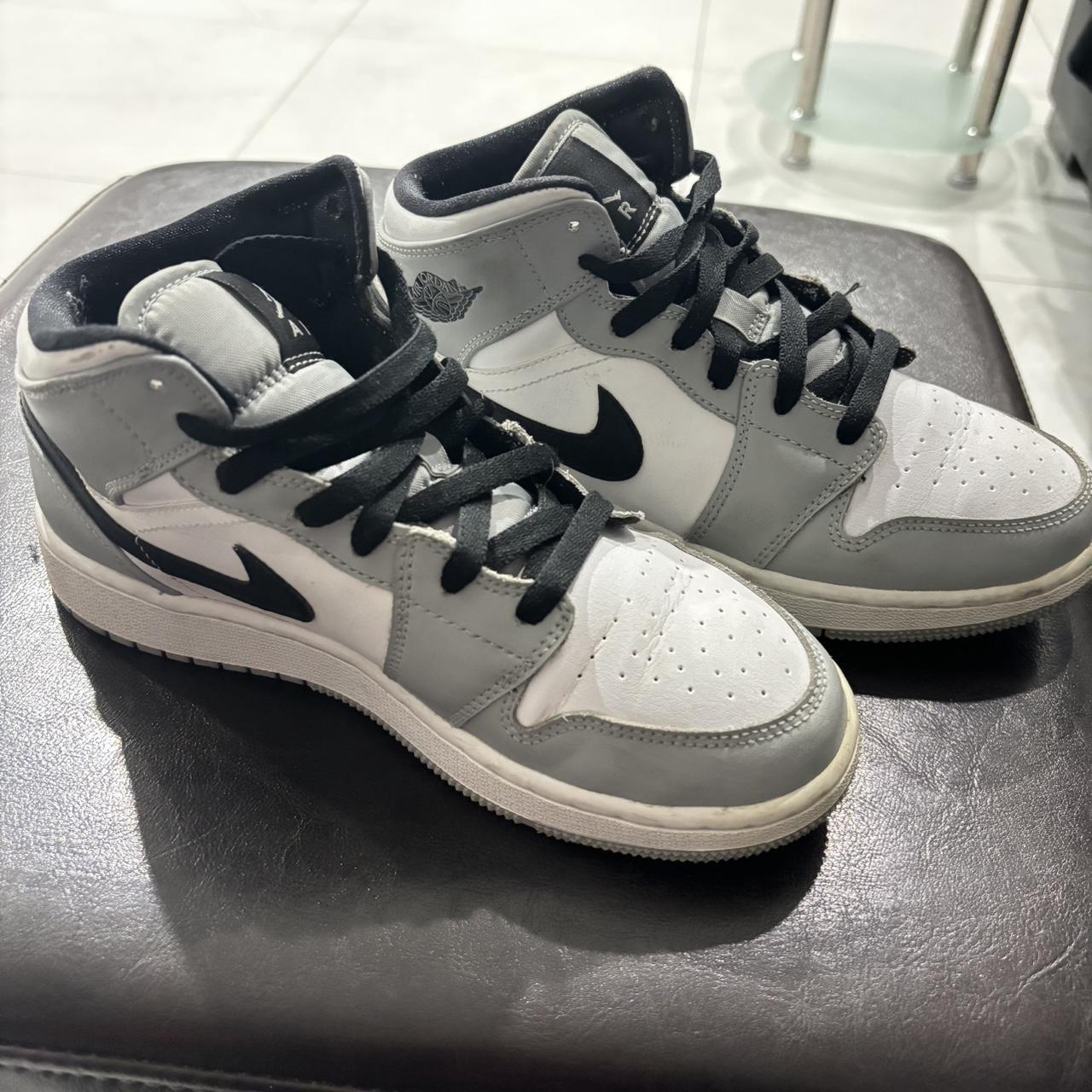 womens air jordan 1 mid smoke grey