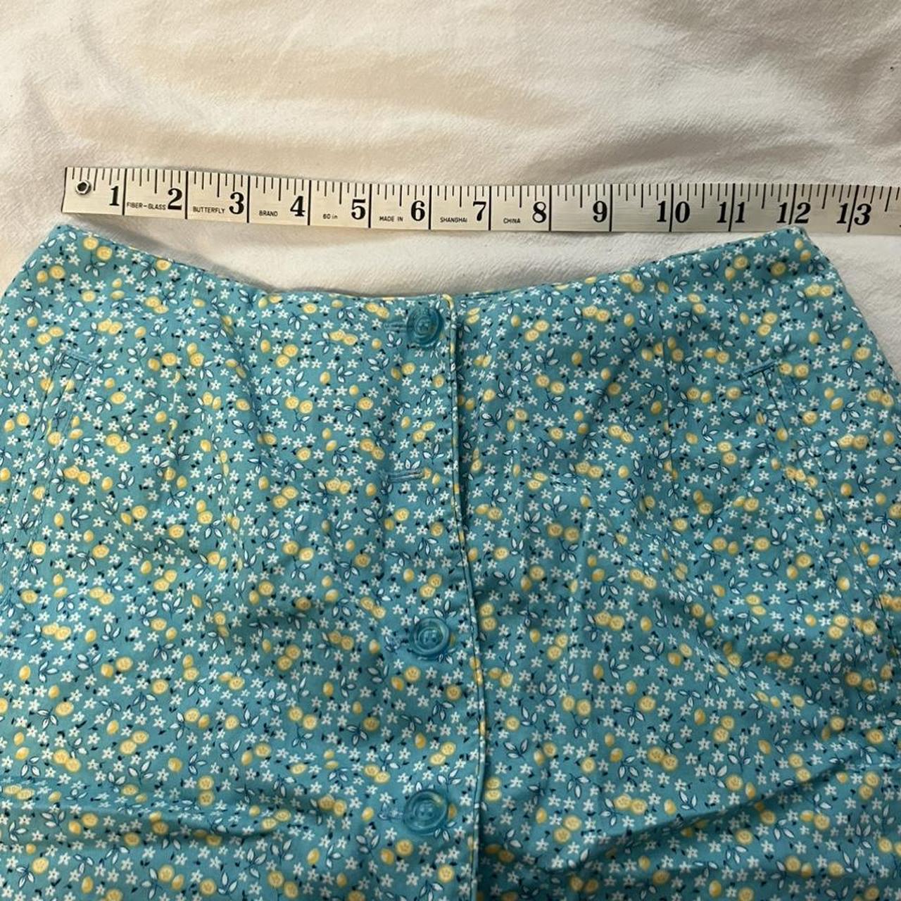 Liz Claiborne Women's Yellow and Blue Bottoms | Depop