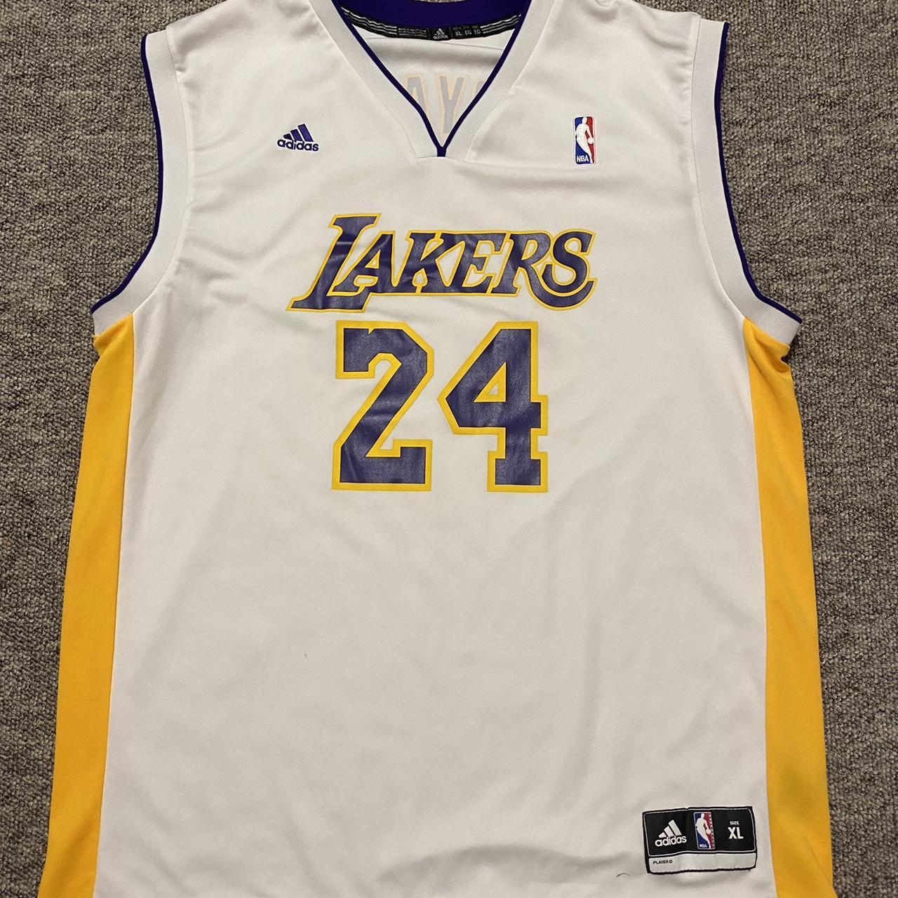 LA Lakers Koby Bryant jersey Size - XL Excellent... - Depop